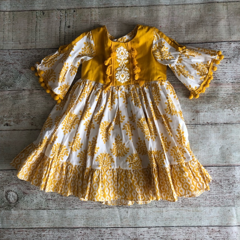 Jelly The Pug 24 month yellow and white boho dress